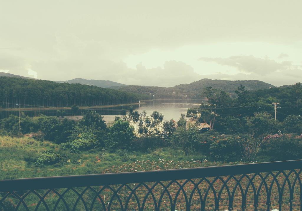 Romeo & Juliet Guesthouse Dalat Экстерьер фото