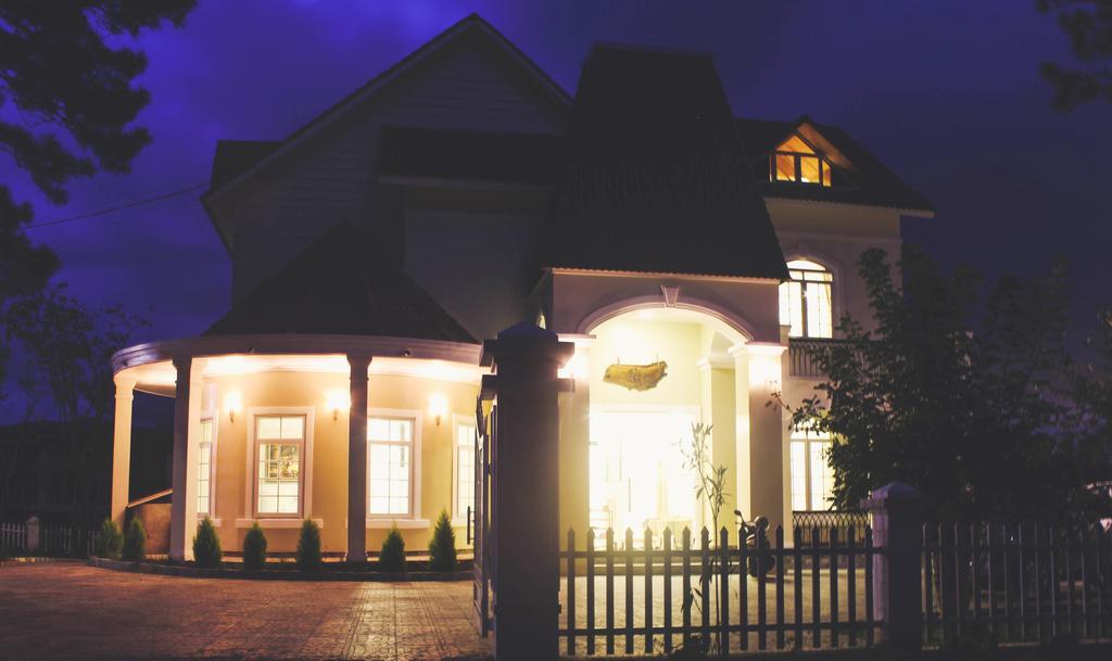 Romeo & Juliet Guesthouse Dalat Экстерьер фото